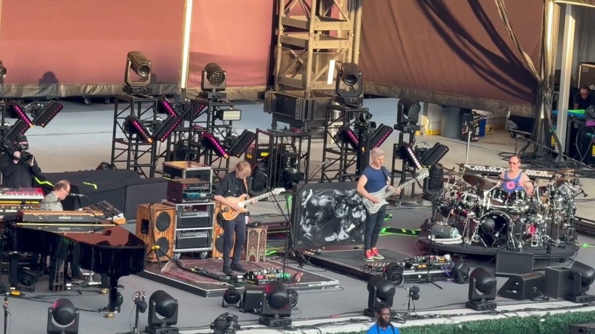 Phish - Timber (Jerry The Mule) - 2025-07-23 - Forest Hills Stadium, Queens, NY