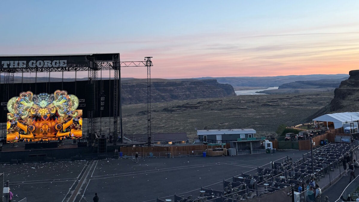 Tipper's Sunrise Ambient Set Among Highlight-Filled Weekend At The Gorge