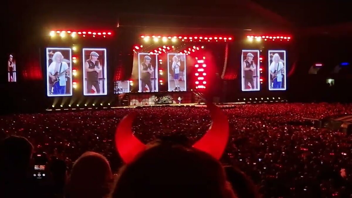 AC/DC - Fling Thing - Live @ Murrayfield, Edinburgh - 4K