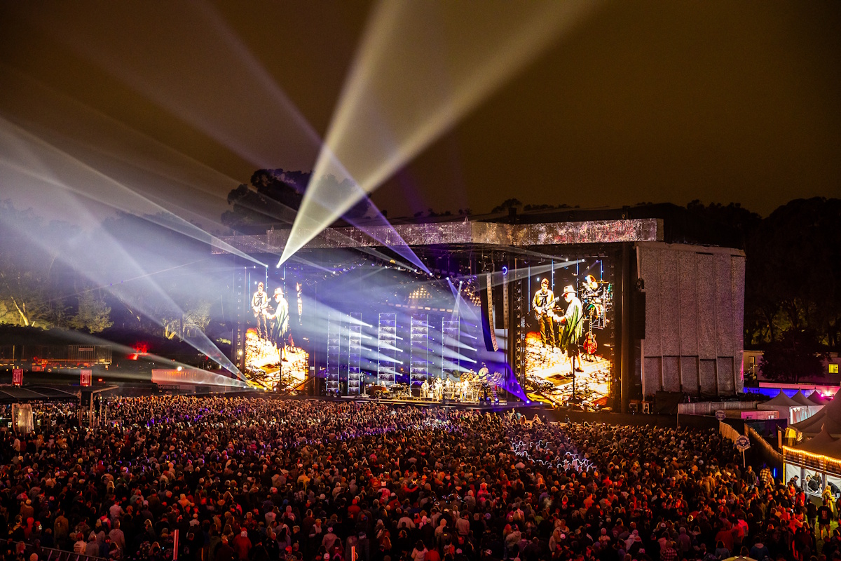 Dead & Company GGP N1 Alive Coverage Full Size 002