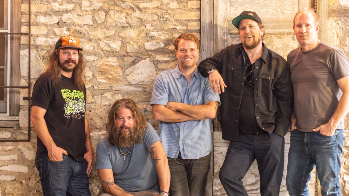 Greensky Bluegrass Reveals Special Guests For 25th Anniversary Halloween Run