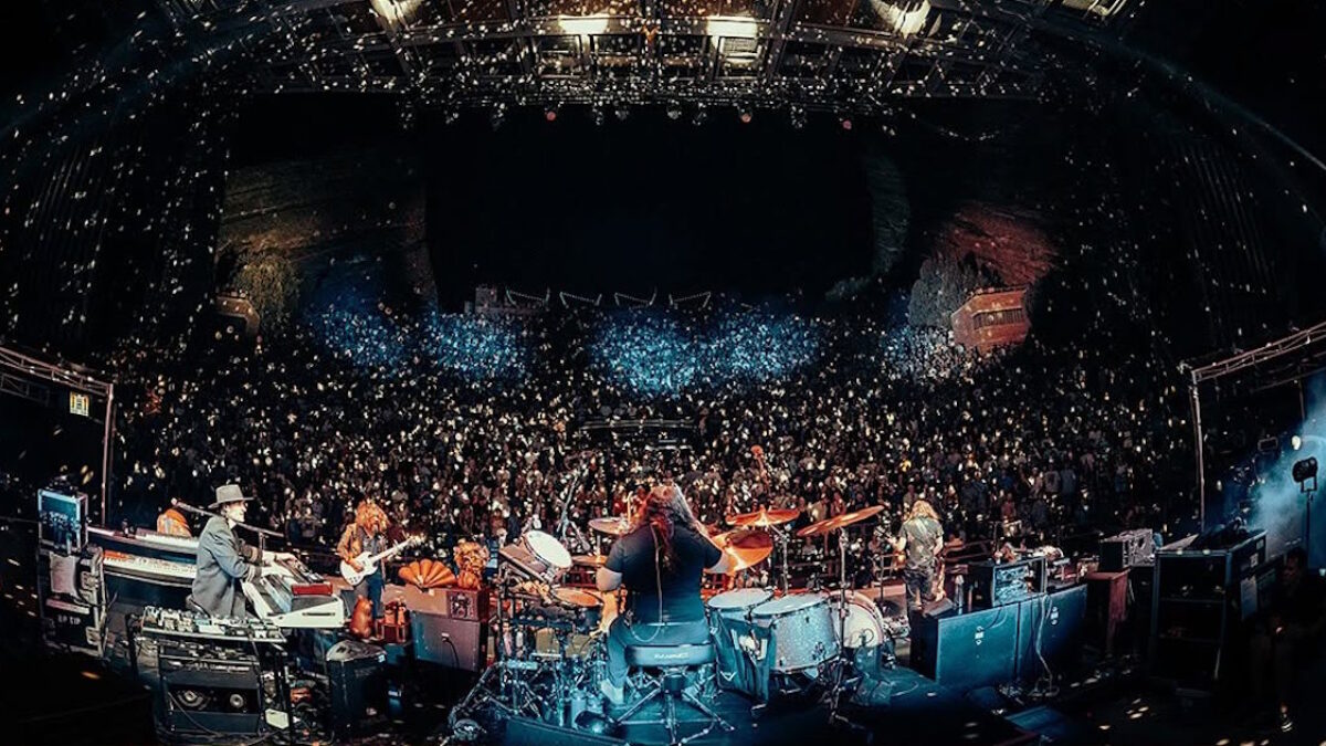 My Morning Jacket Debuts Steely Dan Cover, Dusts Off ‘Black Sabbath’ At Red Rocks