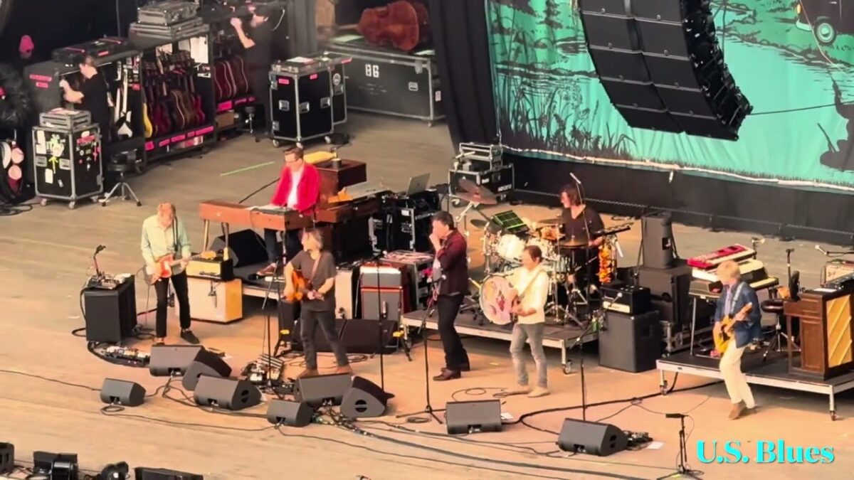 Wilco “U.S. Blues” (Grateful Dead cover) Outlaw Music Festival-Jones Beach Theater 8-1-25