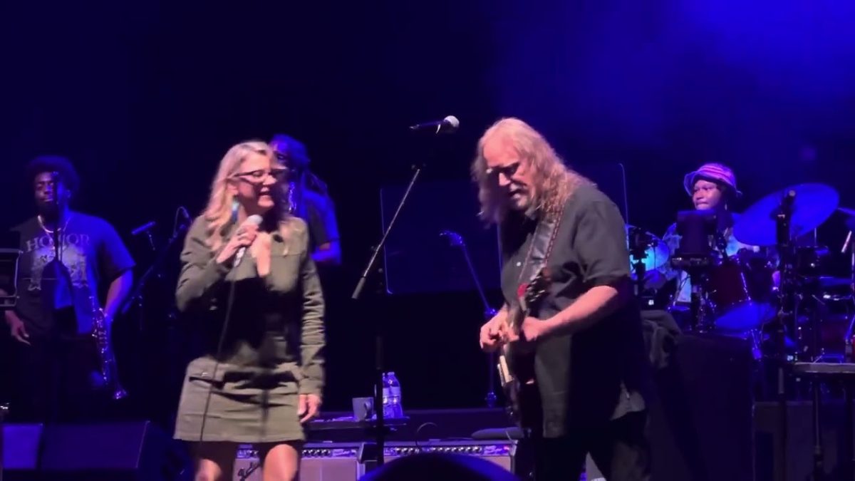 Tedeschi Trucks Band ~ With A Little Help From My Friends with Warren Haynes and Danny Louis