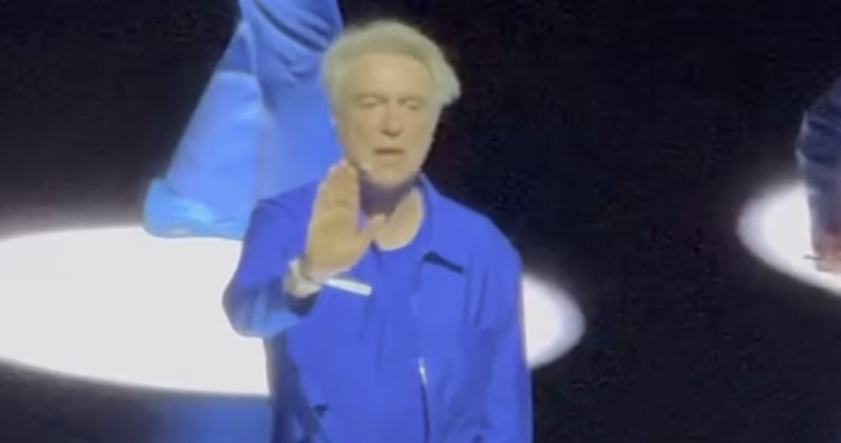 David Byrne Solo Tour Talking Heads Psycho Killer v2