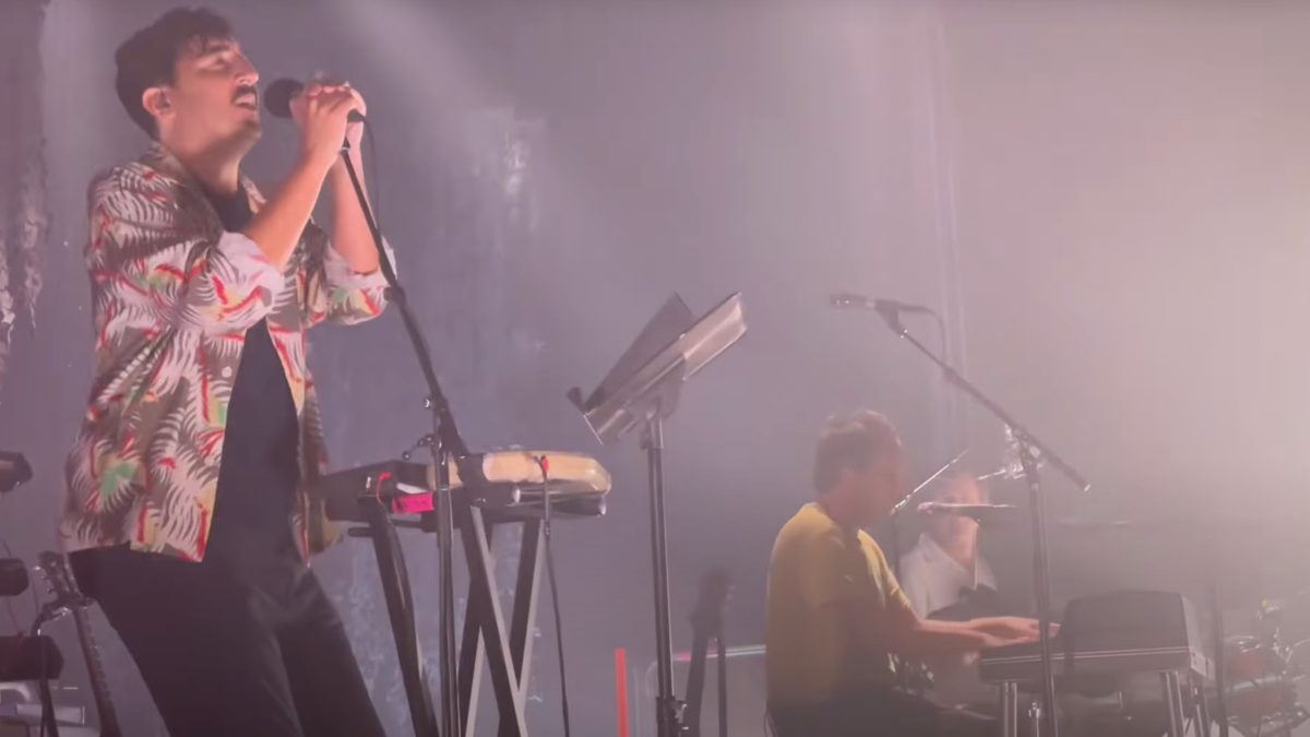 Grizzly Bear Plays 1st Show Since 2019