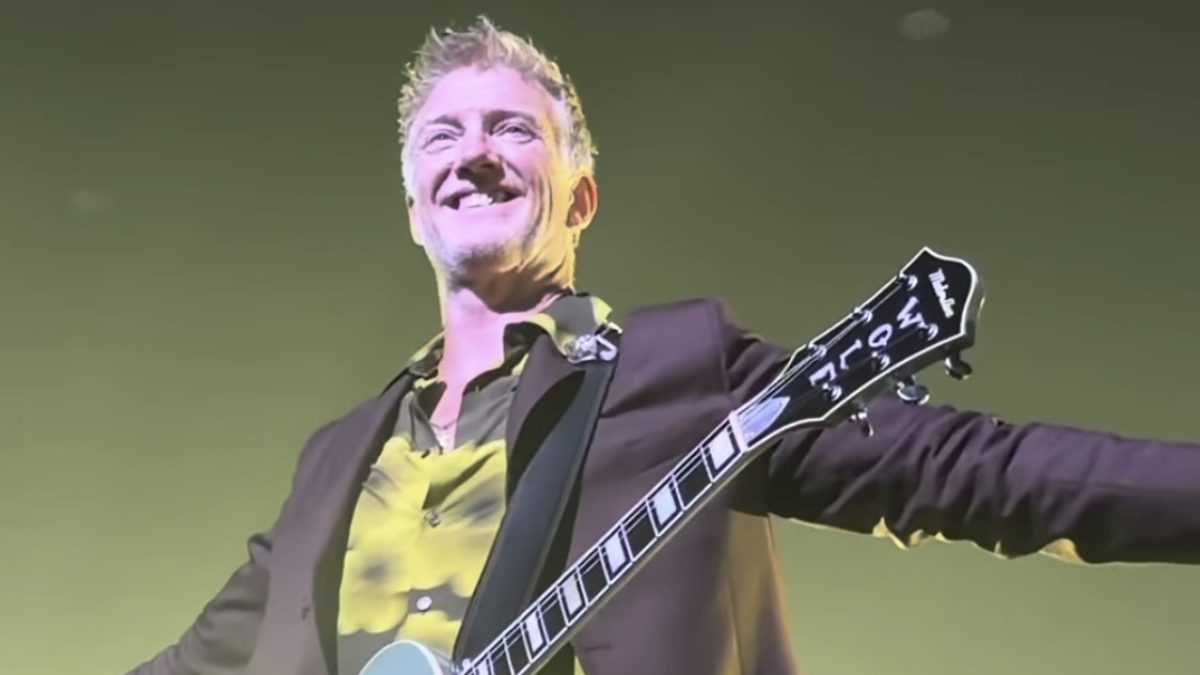 Queens Of The Stone Age Debut New Song ‘Easy Street’ At Tour Opener In Chicago