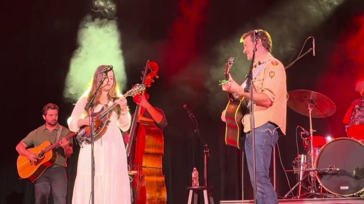 Sierra Hull w/ John Craigie - Don’t Ask @ Tarrytown Music Hall 10/9/25
