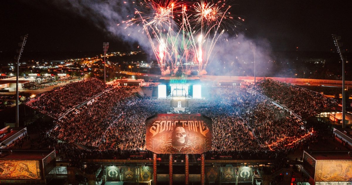 Sonic Temple overhead fireworks