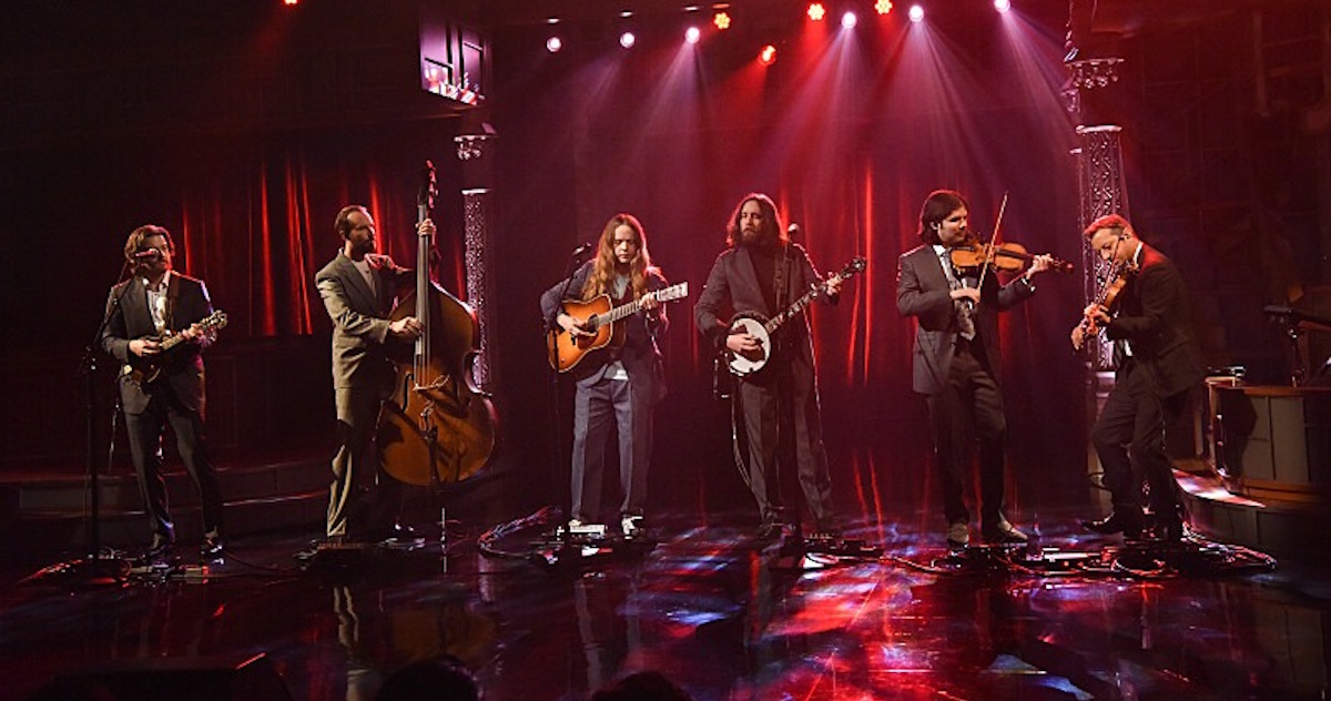 Billy Strings Leaning Travelin Song Colbert