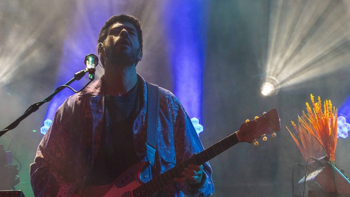 Eggy Covers The Beatles With Certainly So's Tanner Gray In Birmingham