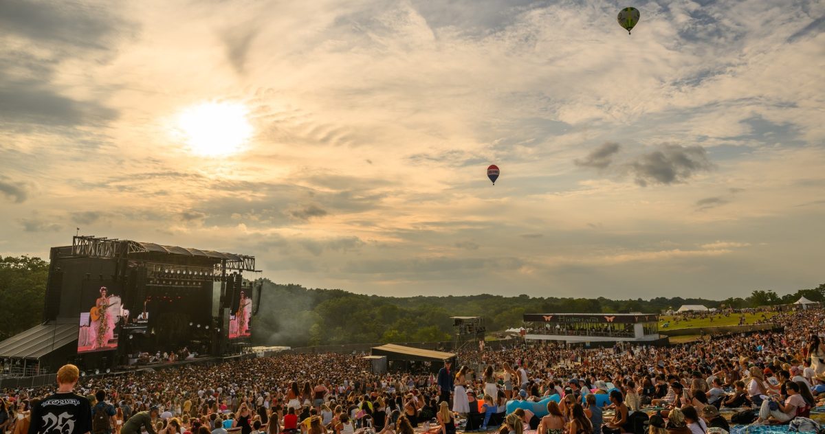 Hinterland crowd