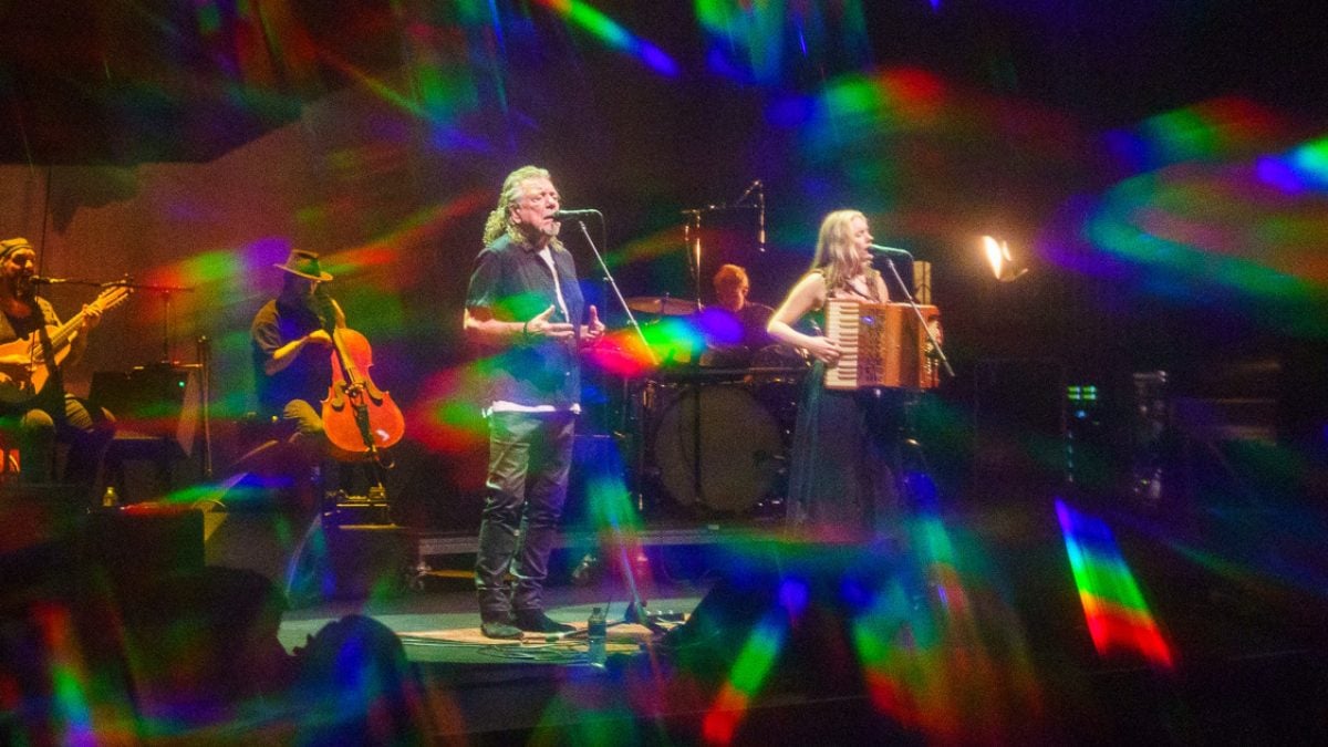 Rambling On: Robert Plant & Saving Grace Perform Mystical Show In Boston
