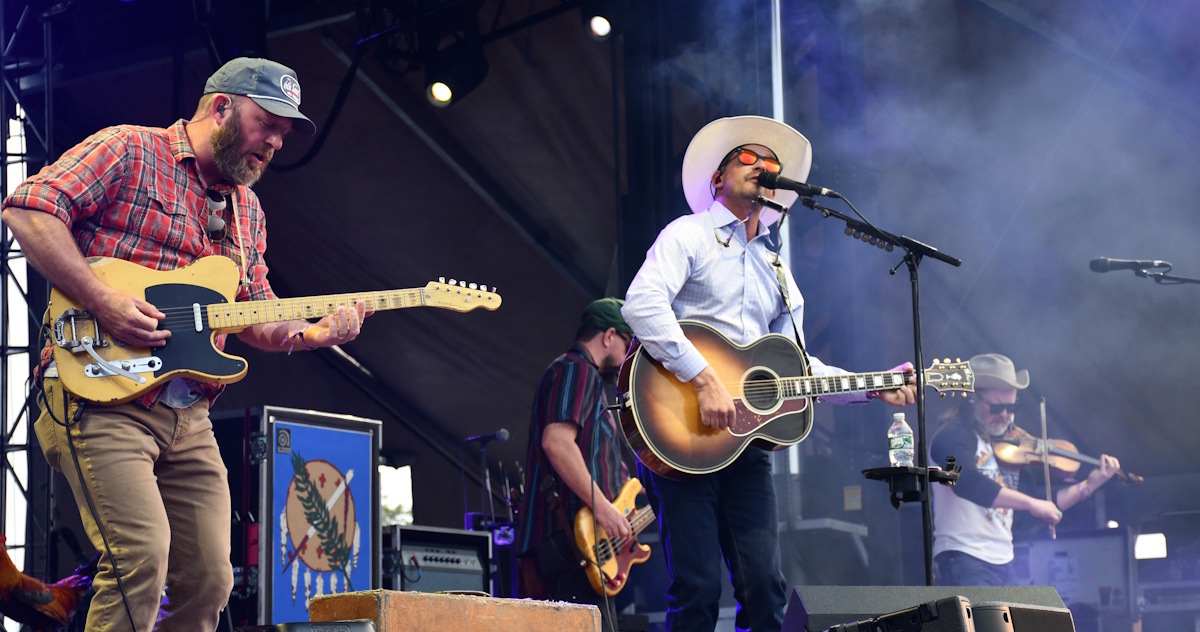 Buy Turnpike Troubadours Tickets