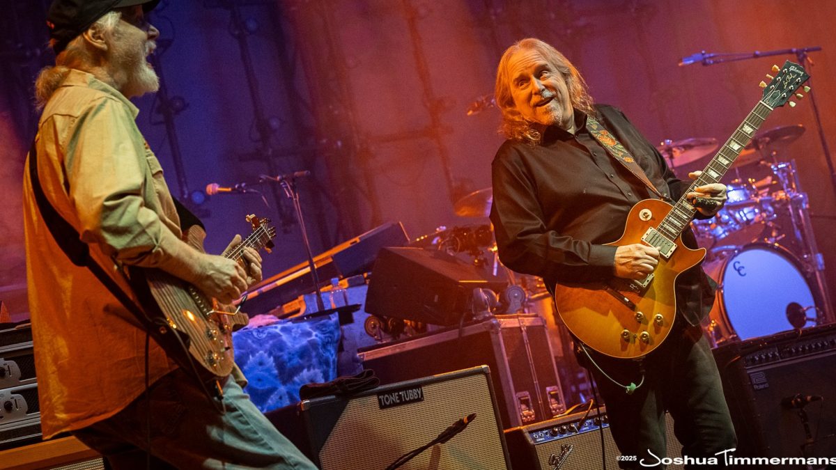 Widespread Panic Honors Todd Snider & Jams With Warren Haynes At Capitol Theatre
