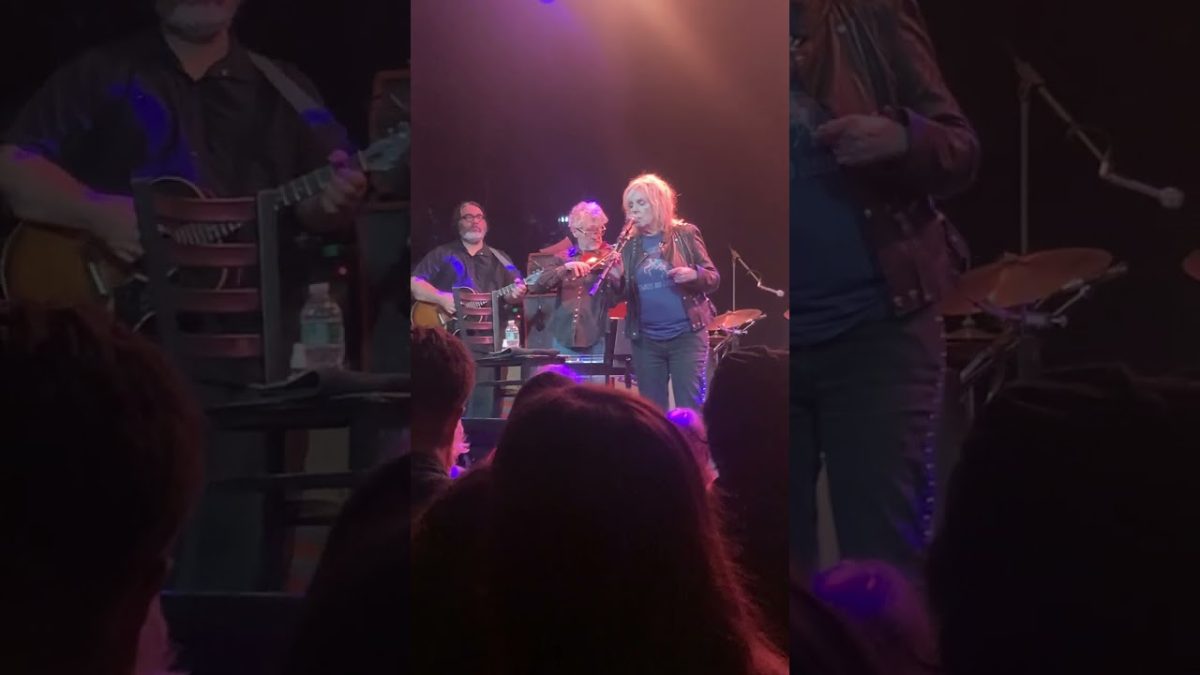 Yo La Tengo, Lucinda Williams and David Mansfield covering “Pale Blue Eyes” 12.20.25