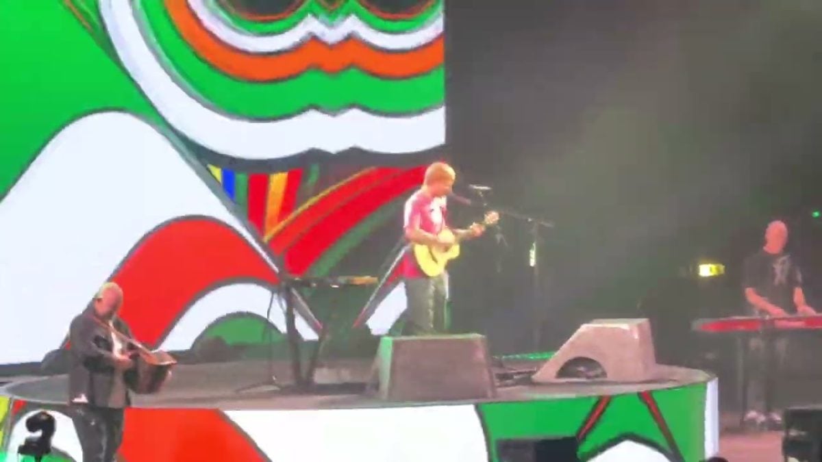 Galway Girl - Ed Sheeran & Beoga - Paris 01/12/25