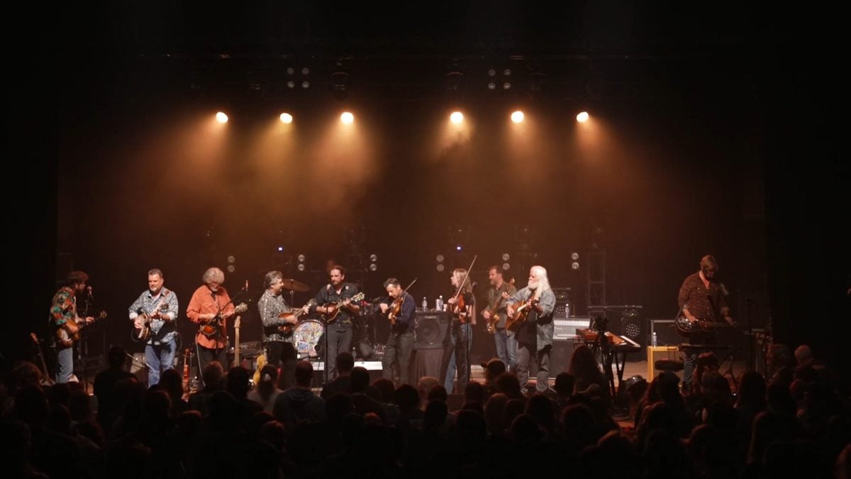 Leftover Salmon Hosts Guest-Filled Thanksgiving Weekend Shows In Boulder