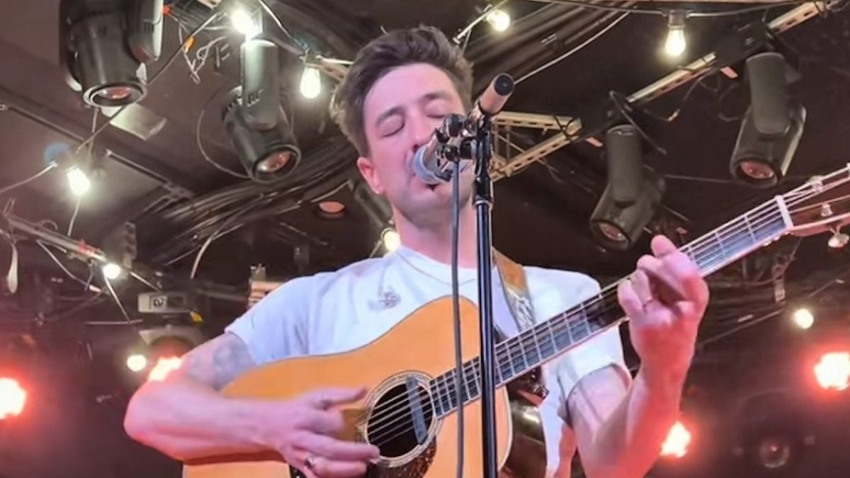 Mumford & Sons Deliver 'A Very Special Acoustic Evening' In Aspen