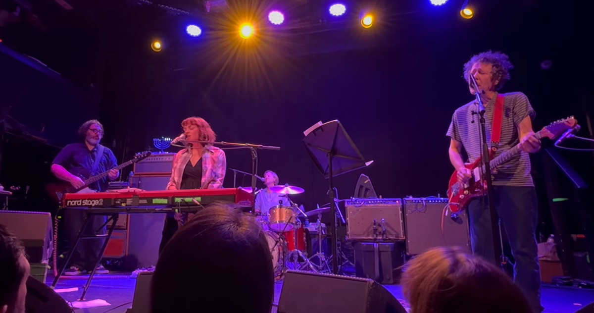 Norah Jones Yo La Tengo