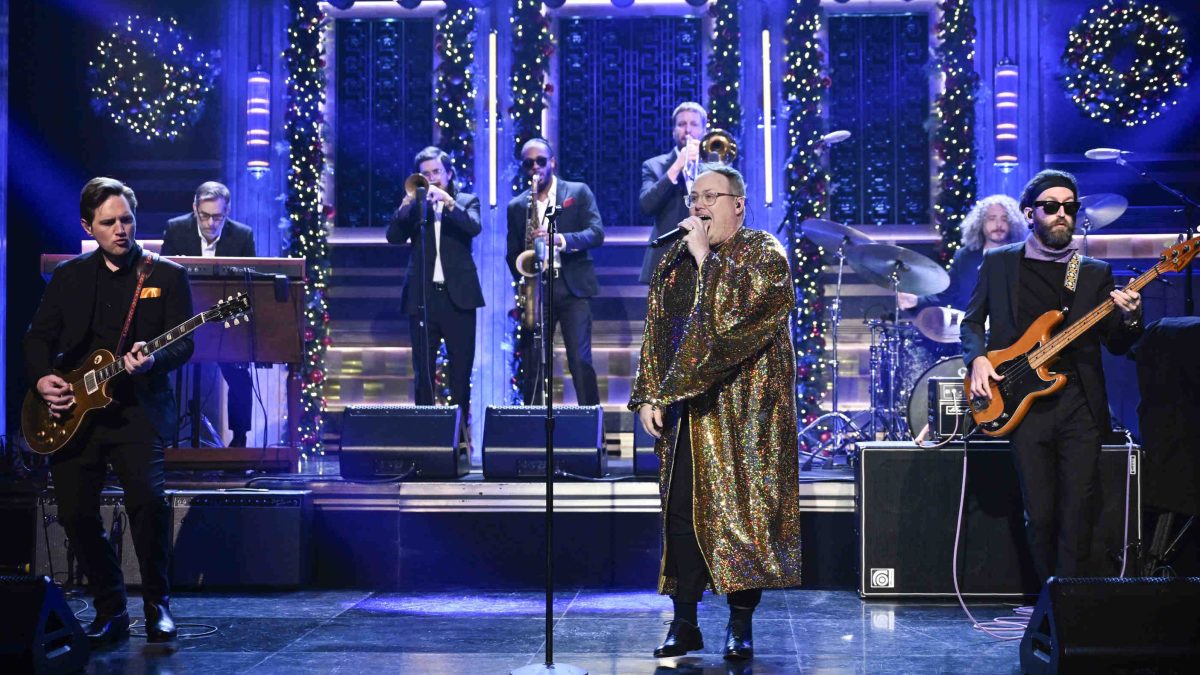 'Fall Moon' Rises Over 'Fallon': St. Paul & The Broken Bones Shine On 'Tonight Show'