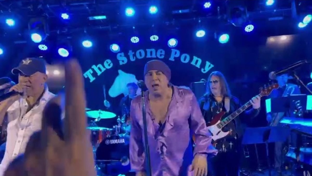 Tenth Avenue Freezeout- Bruce Springsteen and Stevie Van Zandt - Stone Pony- 12/14/25 WhyHunger
