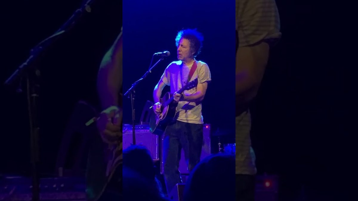 Yo La Tengo with David Mansfield performing “Our Way To Fall” 12.20.25