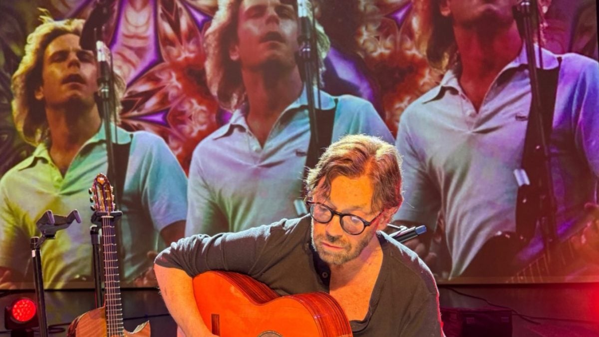 Al Di Meola Reworks 'Uncle John's Band' To Honor Bob Weir In Fort Lauderdale