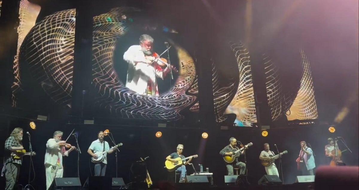 Dave Matthews Tim Reynolds Trampled By Turtles Grateful Dead Covers Mexico