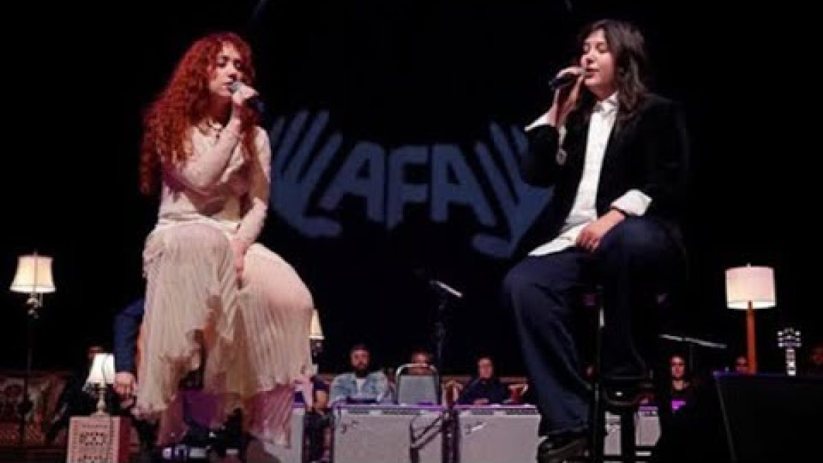 The Book Of Love - Chappell Roan & Lucy Dacus (Magnetic Fields Cover) Shrine Auditorium LA 10/01/26