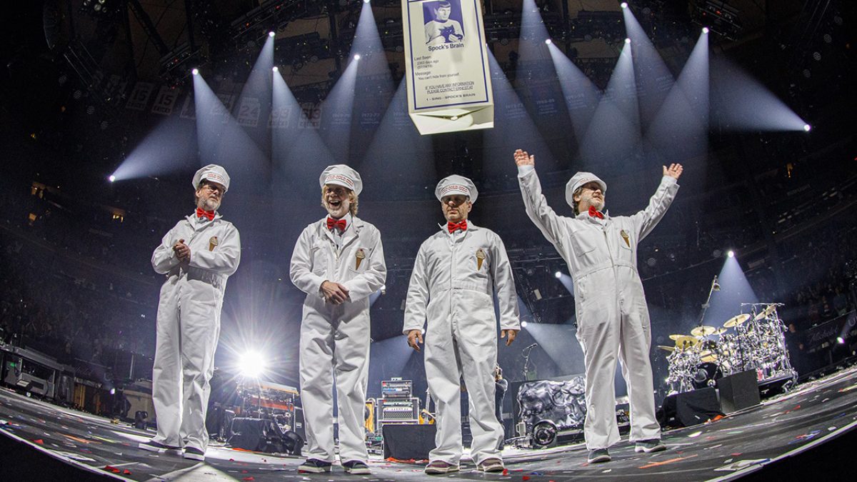 It's Ice Cream: Phish Steps Into Freezer On New Year's Eve At Madison Square Garden