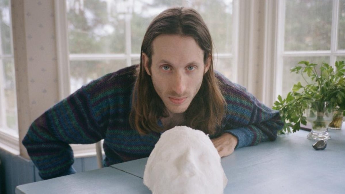 Will Epstein Experiences 'Befuddlement' & 'Joy' On New Single 'Dishwasher'