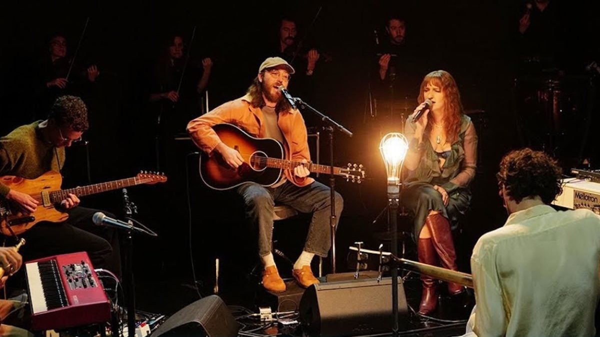 Whitney & Madison Cunningham Team For Sweeping 'Evangeline' Performance On 'Kimmel'