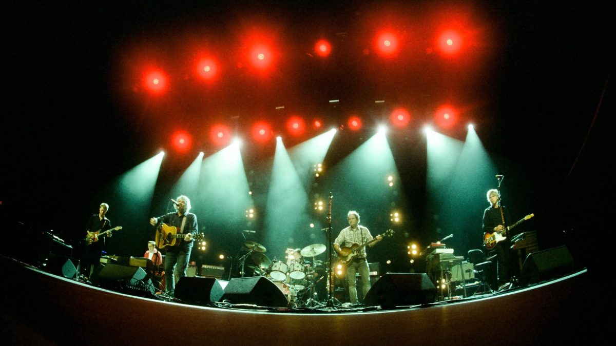 Wilco Sets Sights On Summer Nights In Europe