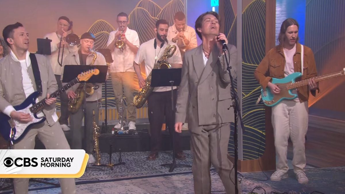 Watch Cory Wong Get 'Lost In The Wonder' With Devon Gilfillian & Taylor Hanson On ‘CBS Saturday Morning’
