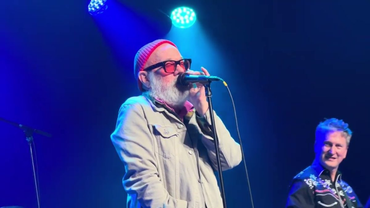 Michael Stipe sings These Days and Great Beyond with Shannon, Narducy, and Friends Brooklyn 3/7/26