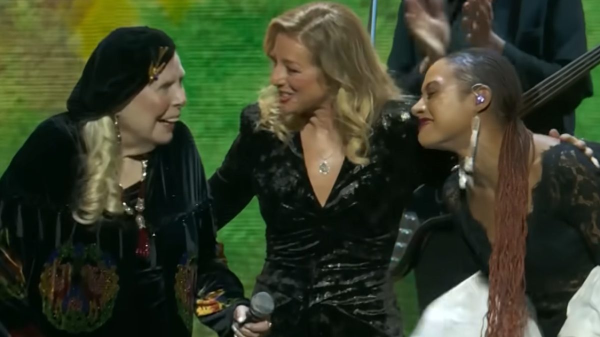 Watch Sarah McLachlan & Allison Russell Honor Joni Mitchell At 2026 Juno Awards