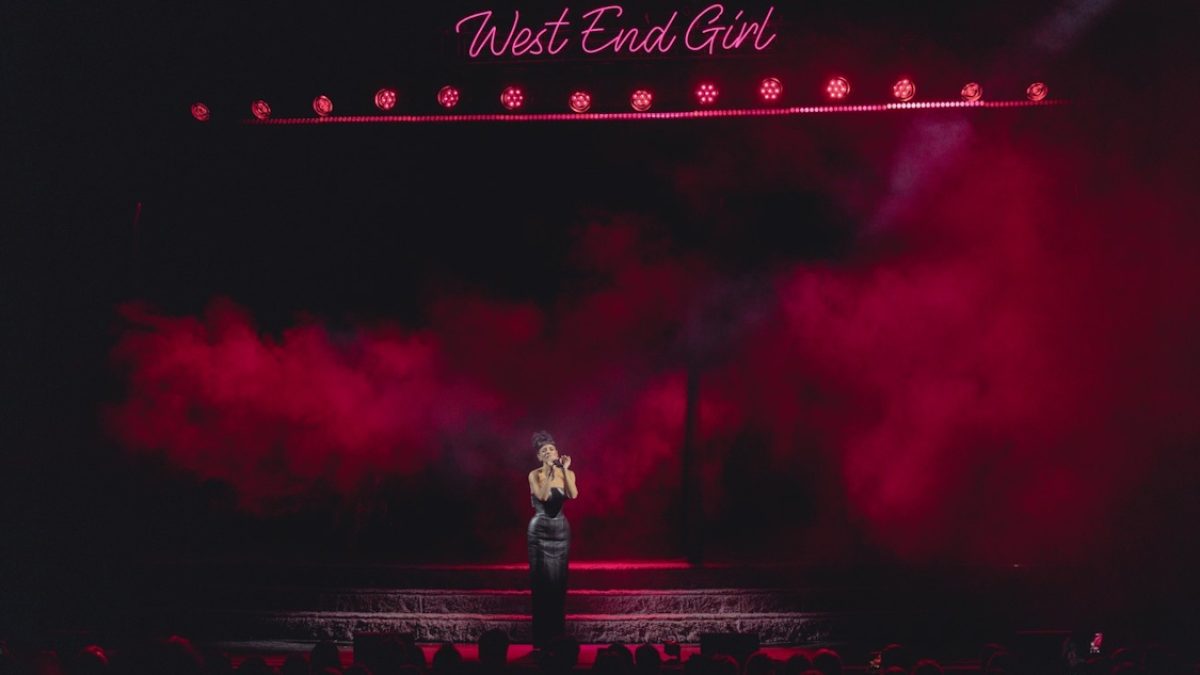 Lily Allen Kicks Off West End Girl Tour In Glasgow