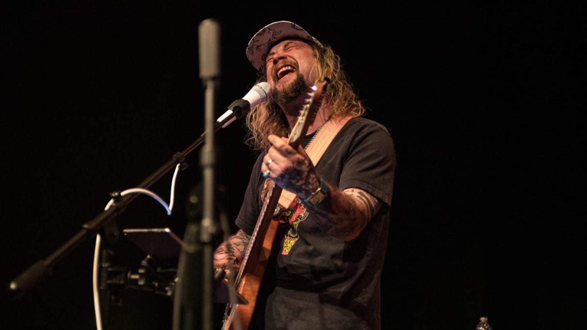 Mihali Adds May 2026 Tour Dates