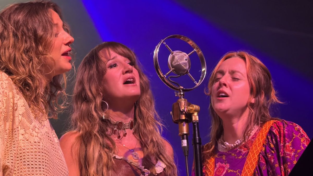 Margo Price “Prelude + Don’t Let the Bastards Get You Down” 03/12/25 Hollywood, CA