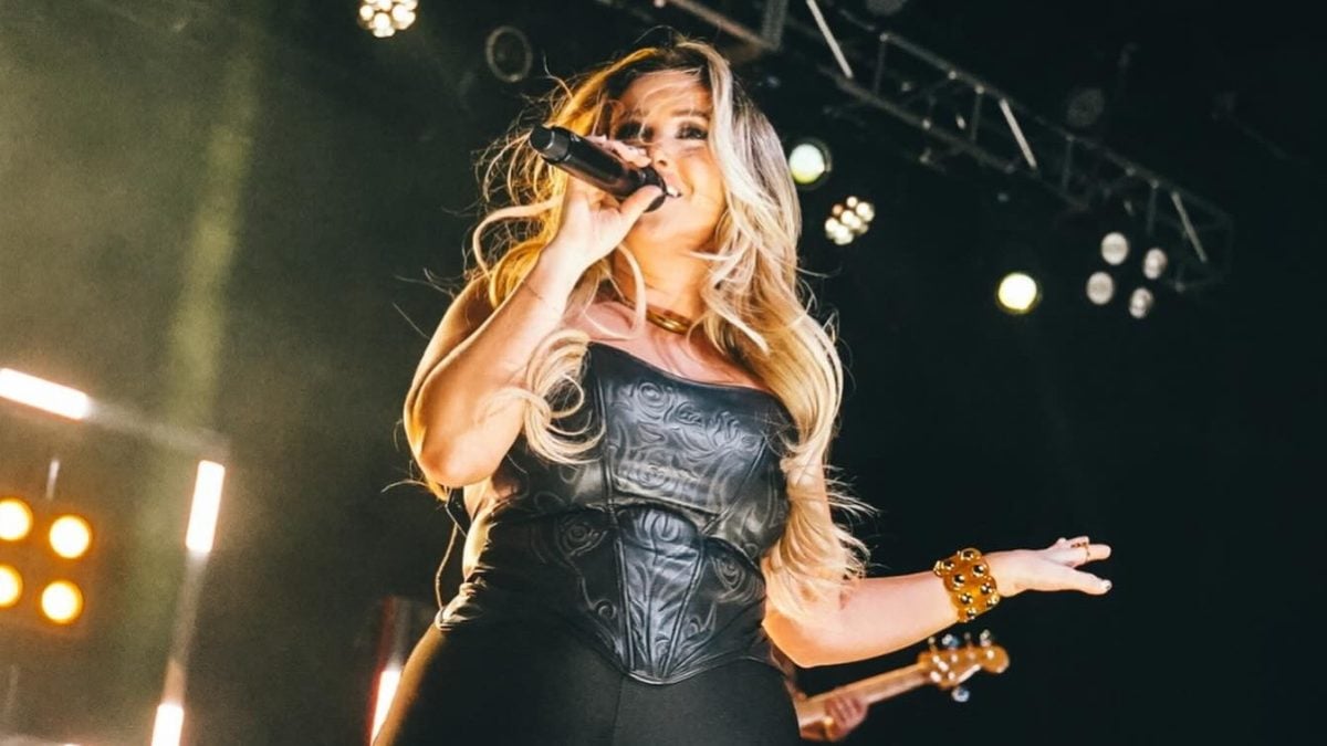Tracy Lawrence, Sara Evans, Shenandoah & More Join Priscilla Block At The Ryman