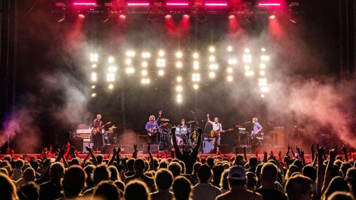 Wilco Reveals 2026 U.S. Summer Tour Dates, Including Show With Yo La Tengo