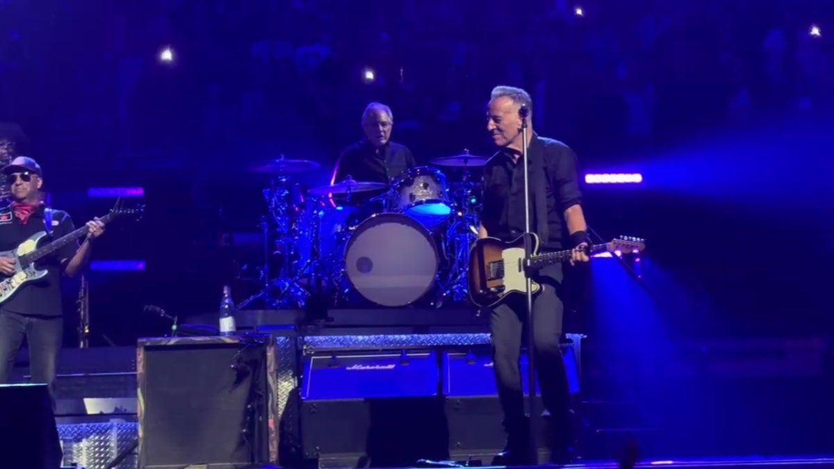 Bruce Springsteen E Street Band Tom Morello Purple Rain Minneapolis MN March 31, 2026 Target Center
