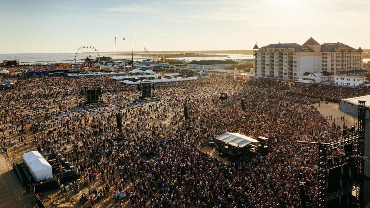 Country Calling 2026 Lineup: Lainey Wilson, Chris Stapleton, Miranda Lambert, Rascal Flats & More