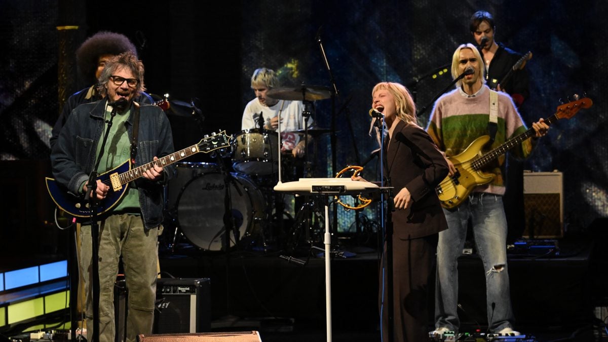 Hayley Williams & Jeff Tweedy Cover Unknown Mortal Orchestra On ‘Colbert’