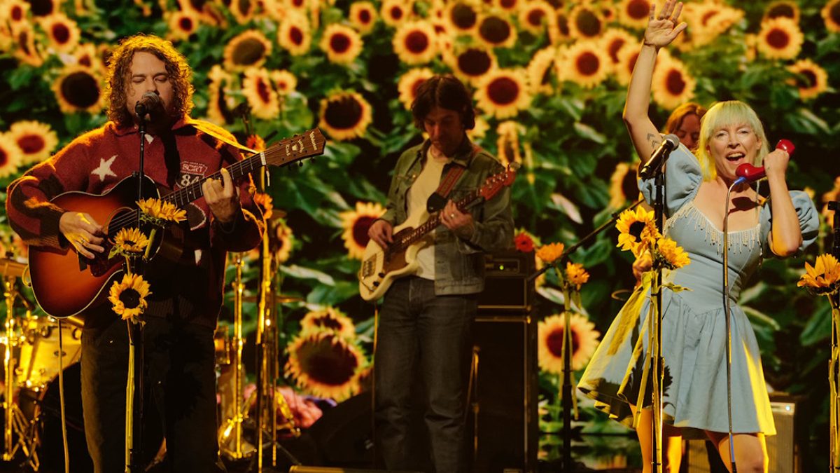Kevin Morby Tosses ‘Javelin’ With Sylvan Esso's Amelia Meath On ‘Kimmel’