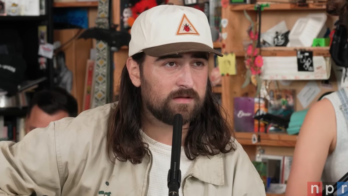 Watch Noah Kahan Premiere 'Great Divide' Cuts For NPR 'Tiny Desk Concert' Debut