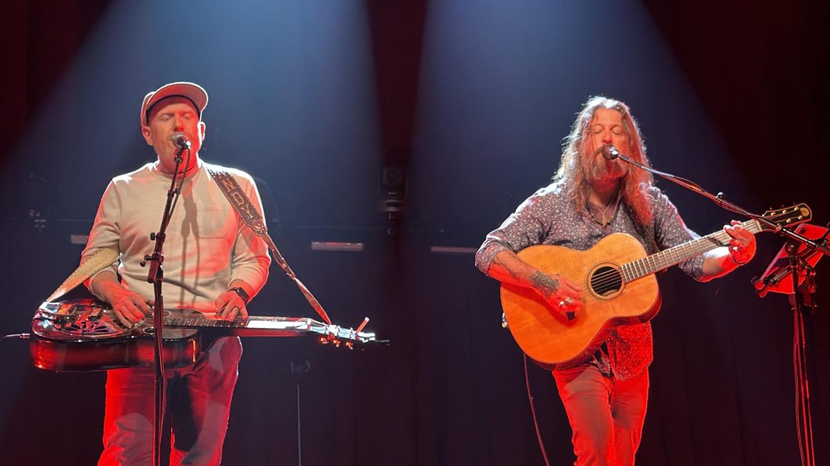 Paul Hoffman Welcomes Andy Dunnigan At Solo Tour Opener Near Philadelphia