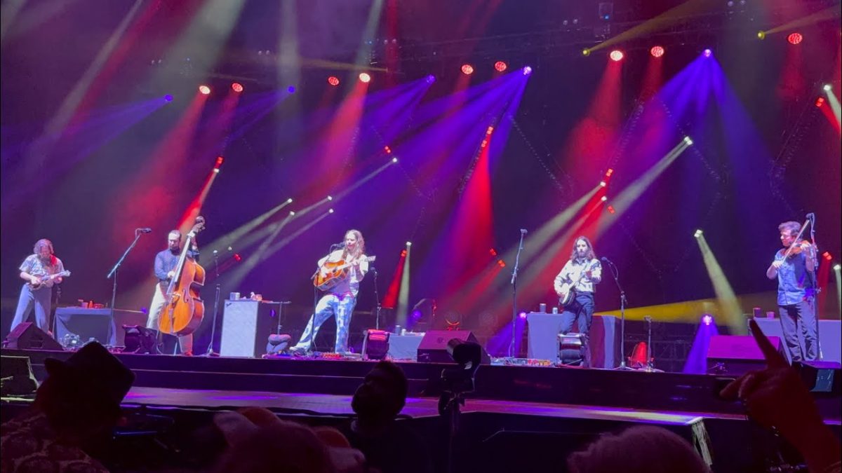 Dust in a Baggie - Bluegrass Breakdown Billy Strings Night 2 from the Pit One Mic Savannah 4.11.2026