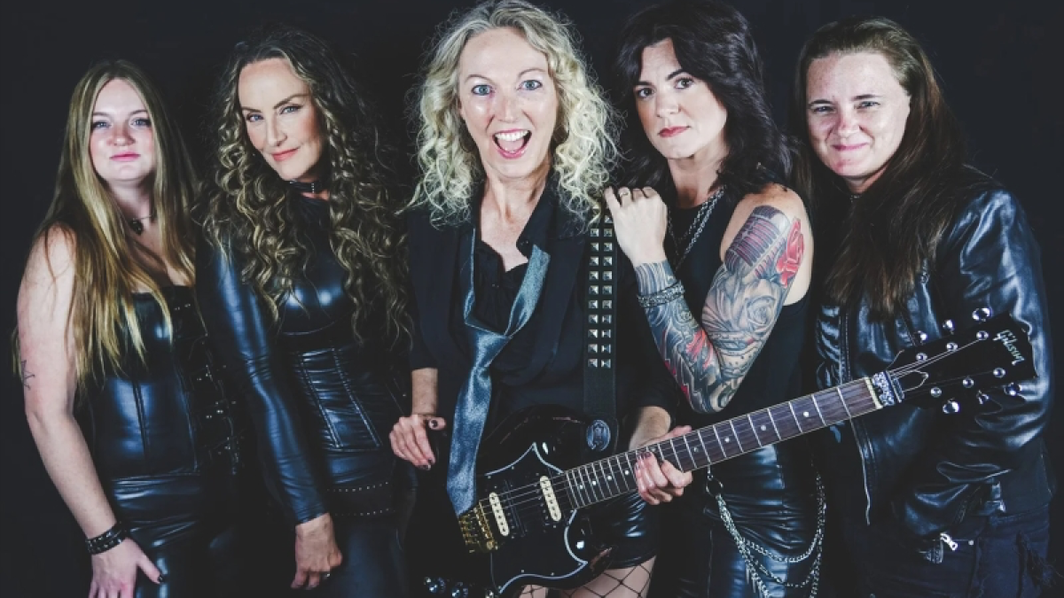 Shoot To Thrill (All-Female Tribute to AC/DC)